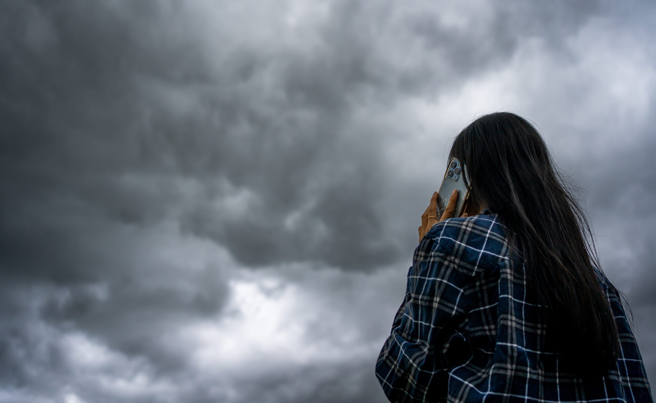 Be Prepared: Important Steps You Can Take to Stay Connected During a Storm